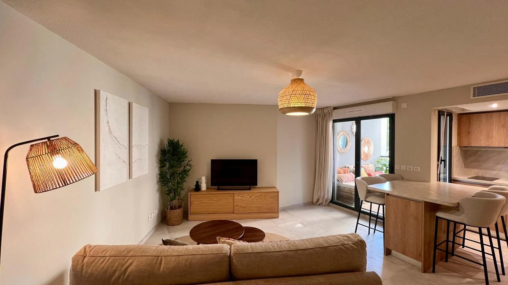 Apartment B054 Appartement Luxueux Dans Cannes